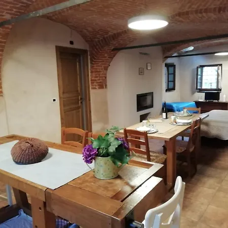 Agriturismo Magnarosa Farm stay Barge