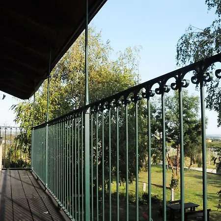 Farm stay Agriturismo Magnarosa Barge
