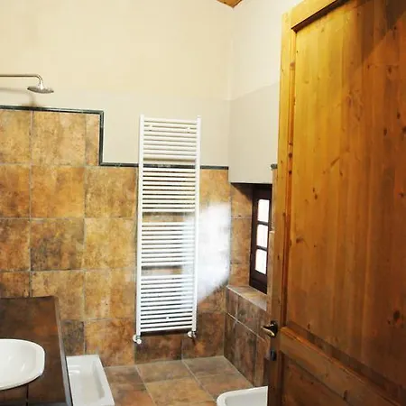 Agriturismo Magnarosa Farm stay